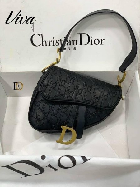 DIOR