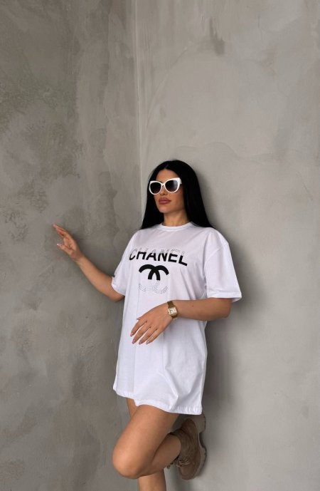 CHANEL T-shirt