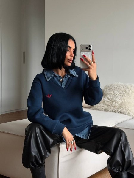Adidas Sweatshirt